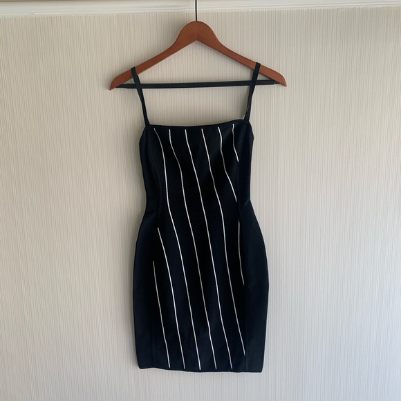 Harve Leger París dress - Picture 2 of 11